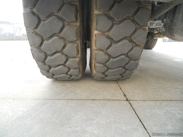 Teherautó Epsilon daruval SCANIA G 500 XT