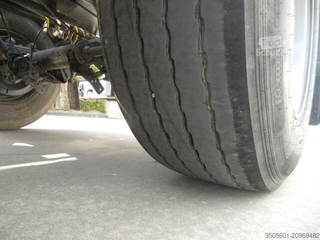 Teherautó Epsilon daruval SCANIA G 500 XT