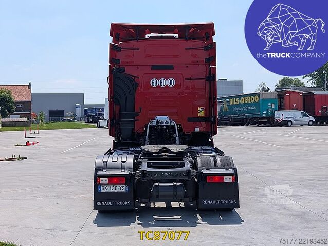 Standard-SZM Renault T 520