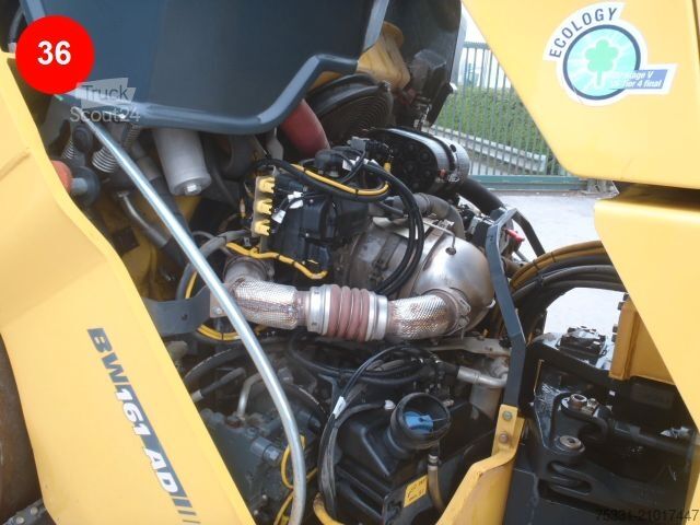 Rouleau monocylindre BOMAG bw161 ad-5