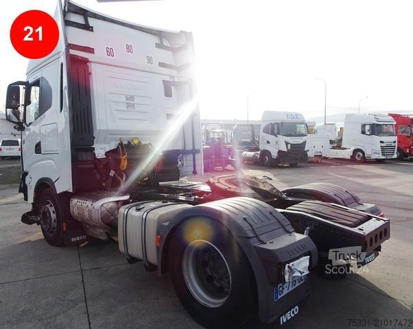 Standaard trekker IVECO S-WAY 490 RETARDER