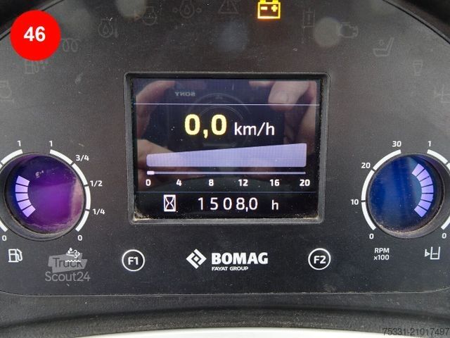 Rouleau monocylindre BOMAG BW 141 AD-5