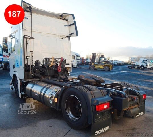 Camion de matières dangereuses SCANIA R 410 LNG RETARDER ADR TOPLINE