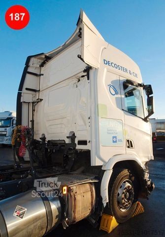 Camion de matières dangereuses SCANIA R 410 LNG RETARDER ADR TOPLINE
