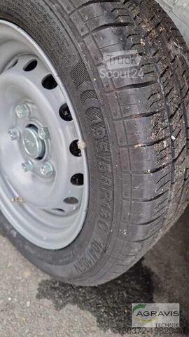 Savirremolkas Humbaur HTK 3000.31