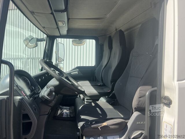 Pick-up van MAN TGL 7.150 4x2 BB TGL 7.150 4x2 BB mit LBW BÄR