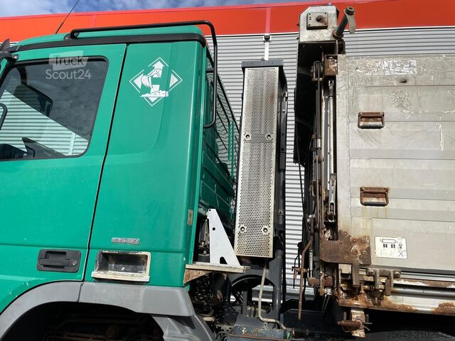 Camion-benne tricar Mercedes-Benz Actros MP III 3544/8x4/4 Actros MP III 3544/8x4/4, 3 Pedale