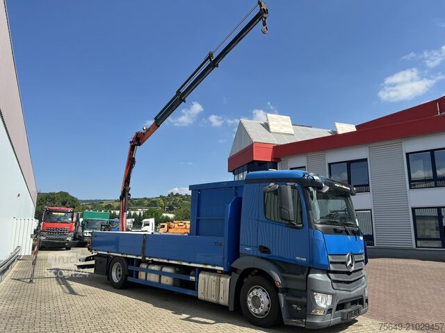 Teherautóra szerelt daru Mercedes-Benz Antos 1836 L 4x2 Antos 1836 L 4x2, Glastransporter, Heckkran Palfinger Pk 12002-EH, Funk