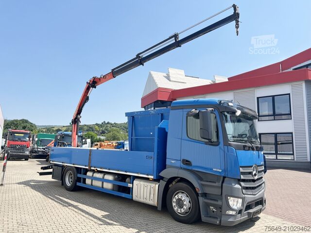 Teherautóra szerelt daru Mercedes-Benz Antos 1836 L 4x2 Antos 1836 L 4x2, Glastransporter, Heckkran Palfinger Pk 12002-EH, Funk