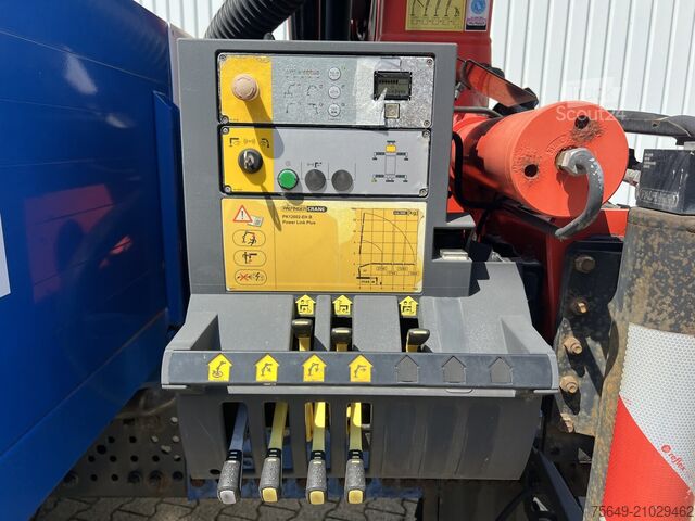 Teherautóra szerelt daru Mercedes-Benz Antos 1836 L 4x2 Antos 1836 L 4x2, Glastransporter, Heckkran Palfinger Pk 12002-EH, Funk