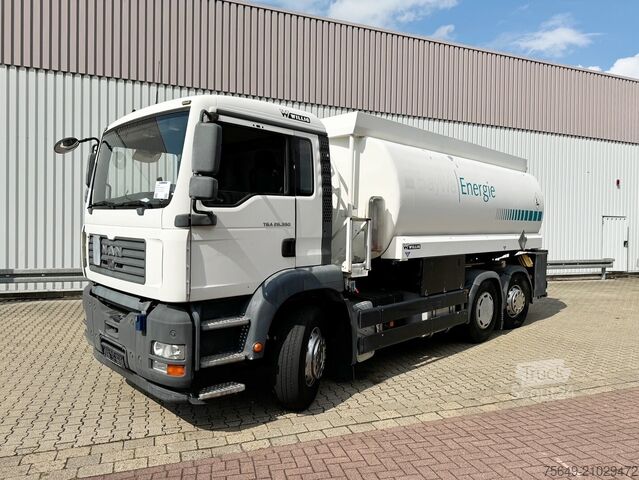 Autocisternă MAN TGA 26.390 6X2-4 BL TGA 26.390 6X2-4 BL, Lenk-/Liftachse, Willig Tankaufbau ca. 20.000l, 3 Kammern