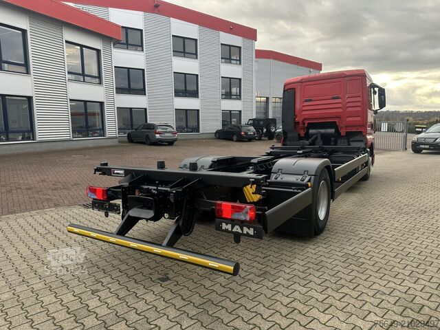 Camion à usage spécial MAN TGX 18.360 4X2 LL TGX 18.360 4X2 LL, Fahrschule