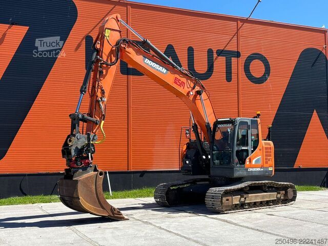 Koparka gąsienicowa Doosan DX 235 LCR-5 3 D / TILTROTATOR / CENTRAL LUBRIC...