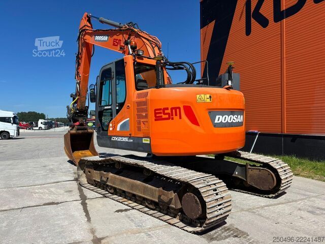 Koparka gąsienicowa Doosan DX 235 LCR-5 3 D / TILTROTATOR / CENTRAL LUBRIC...