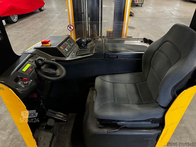 Chariot à mât rétractable Jungheinrich ETM   V 14-16 Elektro- Schubmast 7100mm