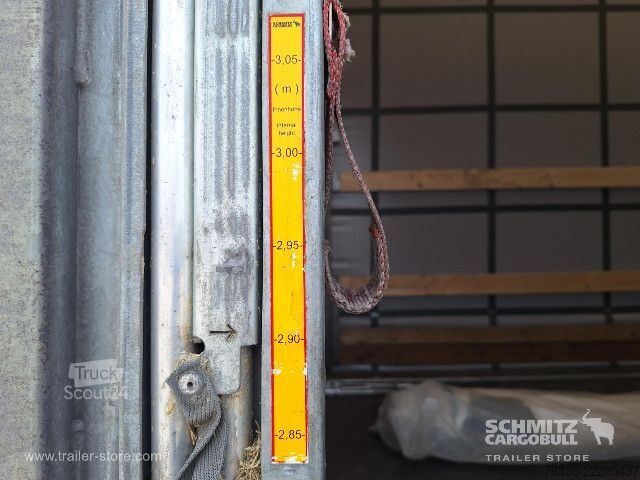 Åpen semitrailer med presenning Schmitz Cargobull Curtainsider Mega