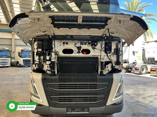 Tractora standard VOLVO FH 460 Globetrotter XL Retarder i-Save