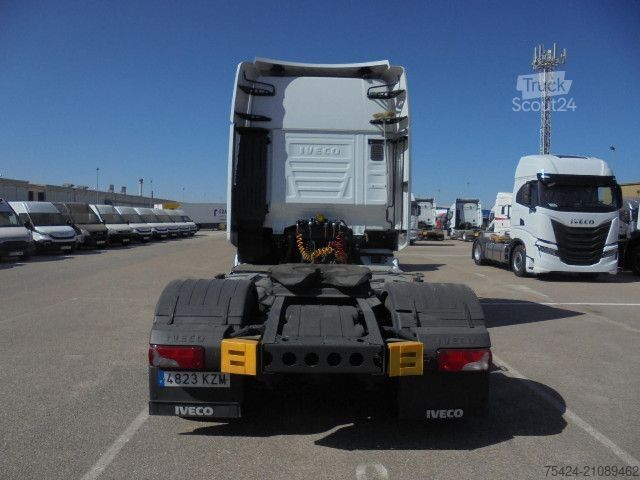 Tractor estándar IVECO AS440S51T/P