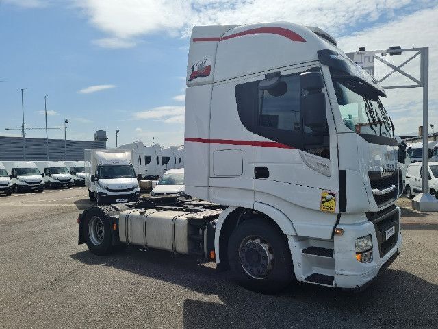 Tractor estándar IVECO AS440S48T/P