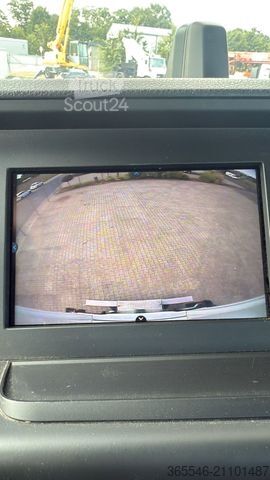 Lastbilmonteret kran MAN TGM26.320 mit Böcker AK46/6000, Arbeitskorb