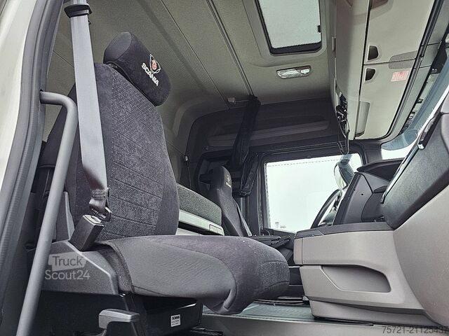 Podwozie z kabiną SCANIA R500 6X2*4,durabright