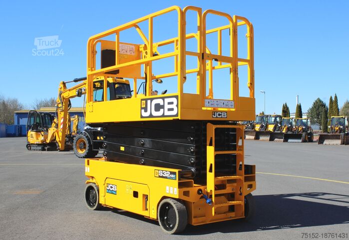 Elektrický nožnicový zdvihák JCB S 3246 E Arbeitsbühne - NEU