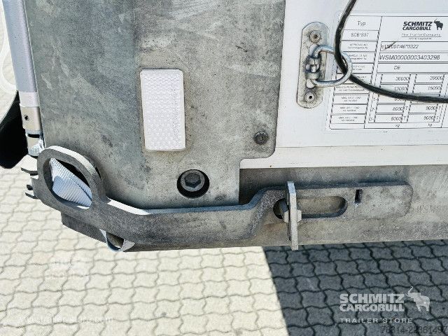 Auflieger mit Pritsche & Plane Schmitz Cargobull Curtainsider Standard Getränke