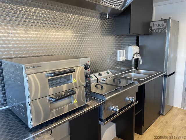 Verkaufsanhänger. | Neufahrzeug Imbissanhänger Grillwagen Finanzierung und Leasing möglich