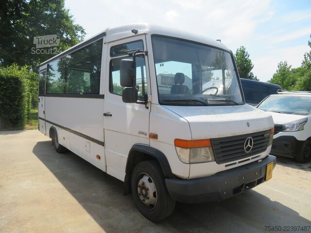 Minibús Mercedes-Benz 0813 VARIO