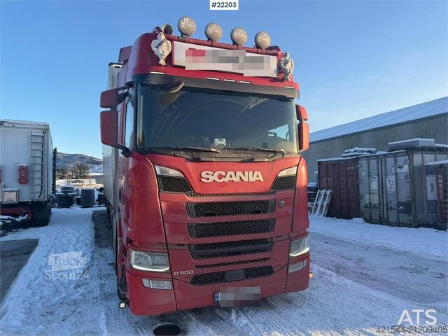 Standard tractor Scania R500 6x2 truck