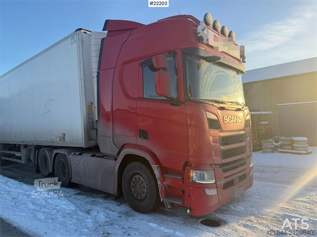 Standard tractor Scania R500 6x2 truck