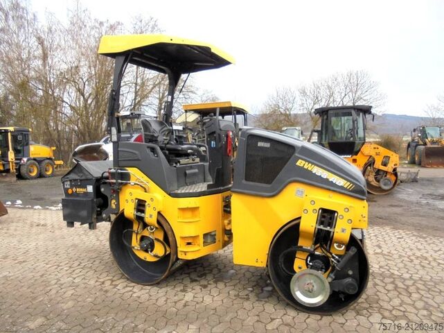Tandem roller Bomag BW 138 AD-5 inkl. Splittstreuer