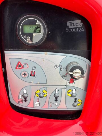 Mafsallı teleskopik çalışma platformu Manitou 100VJR - 10m Elektro Mast-Arbeitsbühne *Akku NEU*