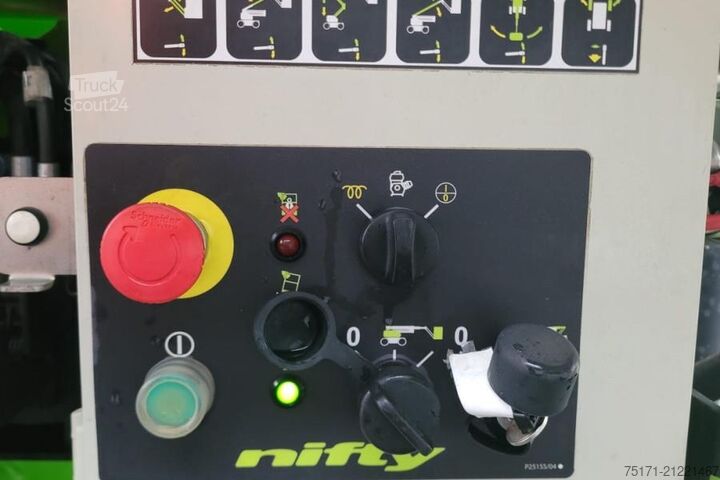 Mafsallı teleskopik çalışma platformu Niftylift HR28 Hybrid 4x4 As-Is, Hybrid, 4x4 Drive, 28m Work