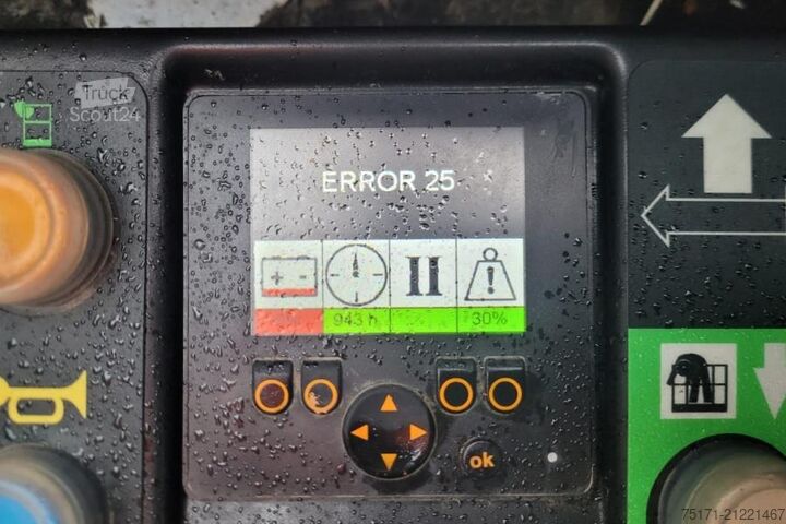 Mafsallı teleskopik çalışma platformu Niftylift HR28 Hybrid 4x4 As-Is, Hybrid, 4x4 Drive, 28m Work