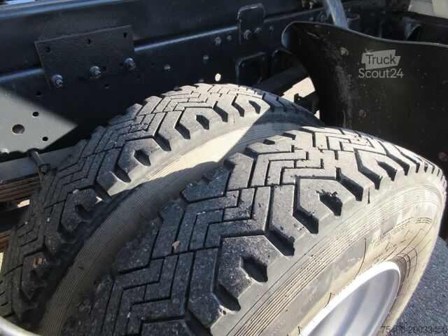 Pašizgāzējs kravas automašīna iveco Eurocargo ML120E25 Dreiseitenkipper