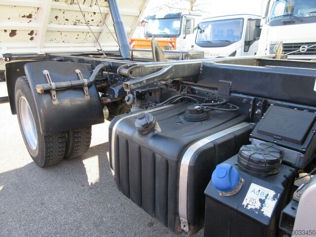 Pašizgāzējs kravas automašīna iveco Eurocargo ML120E25 Dreiseitenkipper