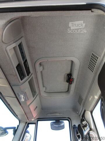 Pašizgāzējs kravas automašīna iveco Eurocargo ML120E25 Dreiseitenkipper