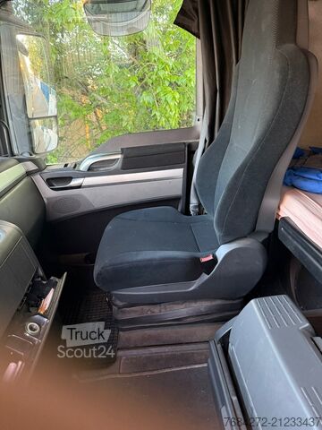 Gevaarlijke stoffen vrachtwagen MAN TGX