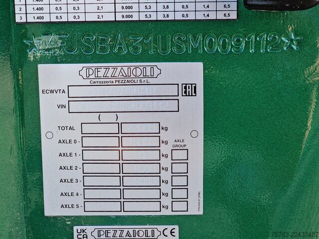Transporte de gado Pezzaioli SBA31 SR - NEW - 3+4 Floor - lift axle - liftin...
