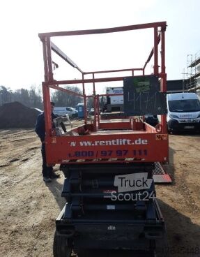 Piattaforma lavorativa- forbice Skyjack SJ III 4632 Elektro 11,75m