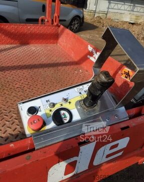 Piattaforma lavorativa- forbice Skyjack SJ III 4632 Elektro 11,75m