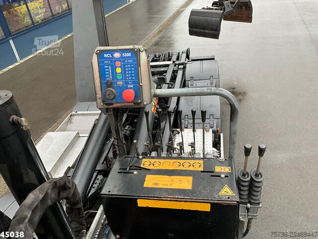 System med krokarm MAN TGS 35.400 8x4 Euro 6 HMF 16 Tonmeter Z-kraan