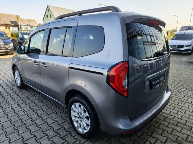 Μίνι λεωφορείο Mercedes-Benz T 180 d PROGRESSIVE Edition LED+NAVI+SPUR+TOTW+BC