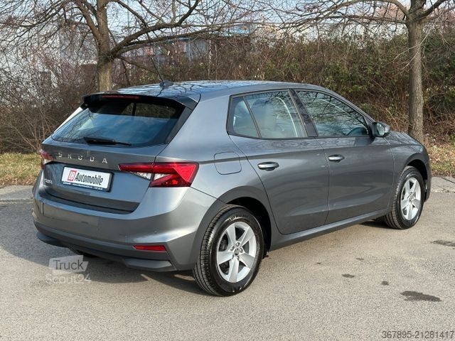 Furgone SKODA 1.0MPi Selection Climatronic SHZ PDC/H LM15"