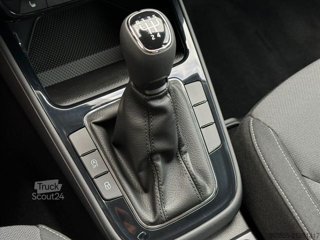 Furgone SKODA 1.0MPi Selection Climatronic SHZ PDC/H LM15"