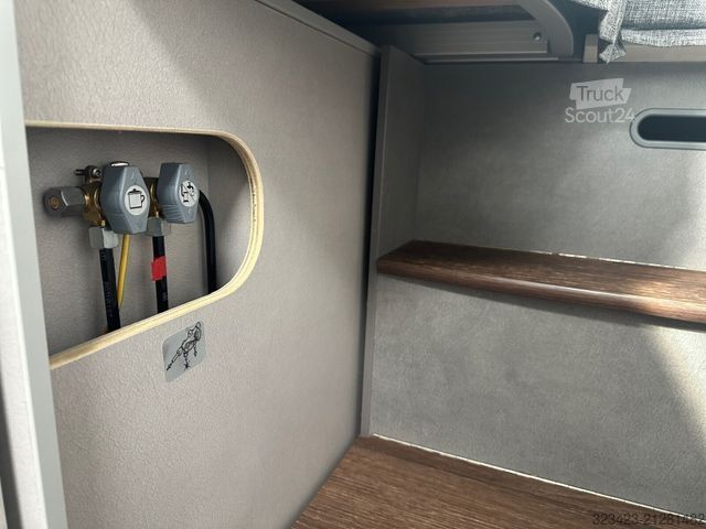 Camping-car PÖSSL Summit Shine 600 L Citroen 140 PS Markise,AHK,RK