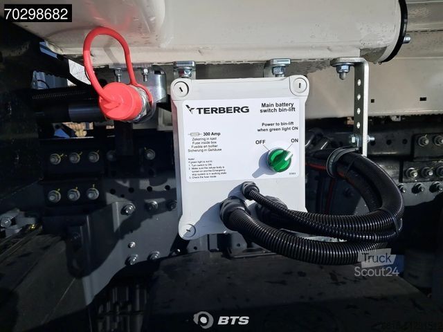 Camion à ordures DAF XD 340 6X2 FAN Day Cab - Olympus Hecklader 21W -