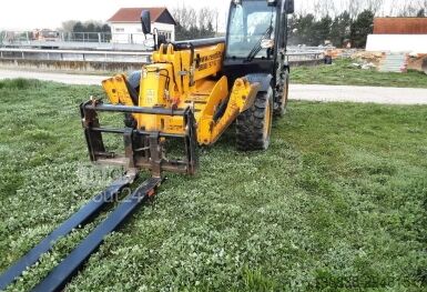 مناولة JCB 540-140