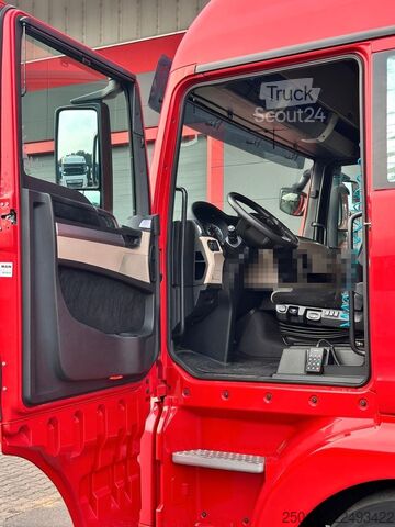Ciągnik siodłowy typu volume MAN TGX 18.420 4x2 LL Low-Liner Retarder LDW AEBS